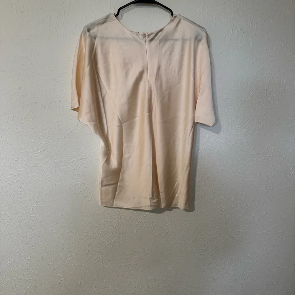 NWT Vince Elegant Silk Cream Women's Top Size L - Picture 5 of 10